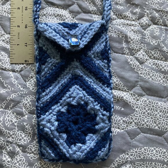 Granny Square Crochet Phone  Shoulder Bag - Hand crafted - Picture 4 of 14
